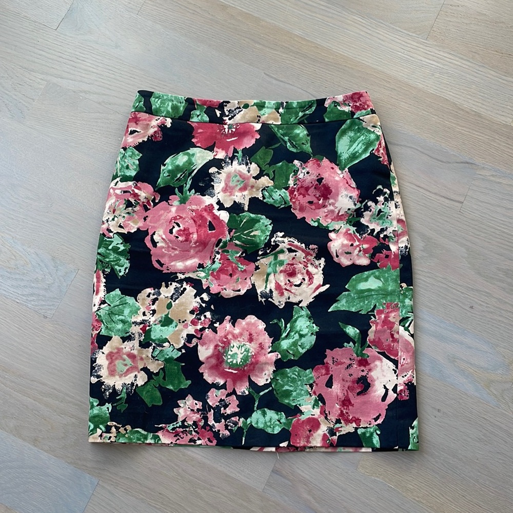 EUC Talbots Pencil Skirt (Petite)